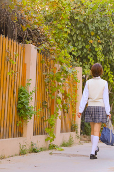工口里番h本之侵犯全彩下拉式(孤山野鹤)