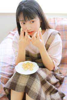 亚洲欧美一区漫另乱